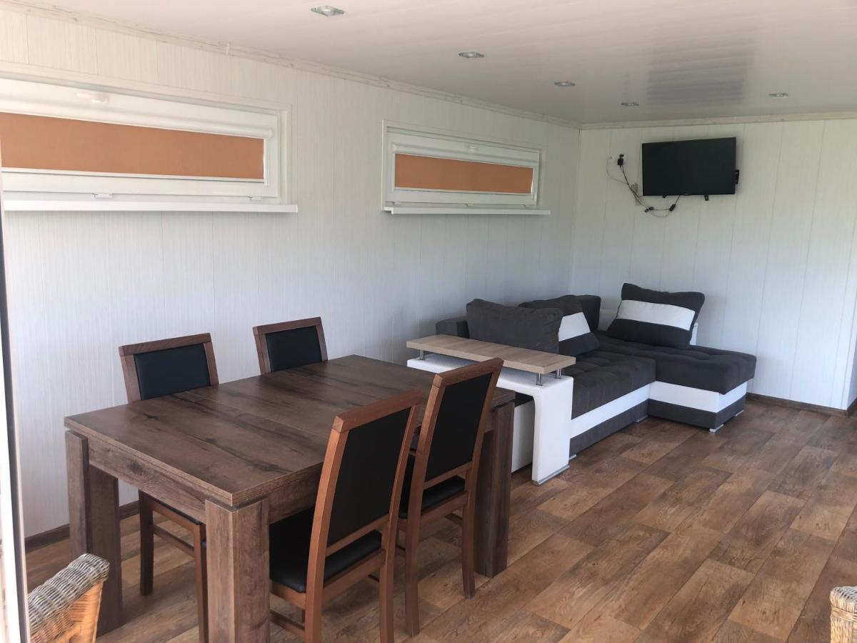 Gosciniec Pod Debem Villa Wilimy Kültér fotó