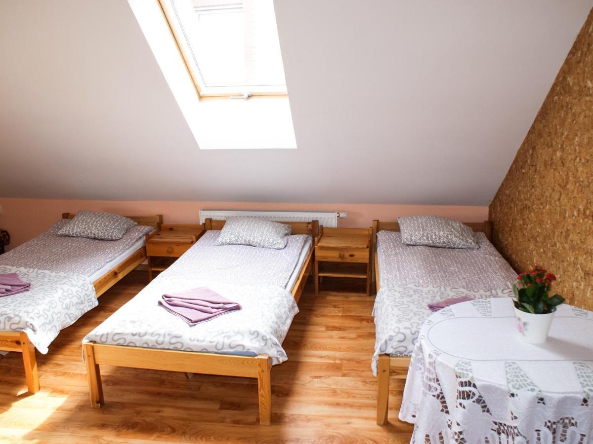 Gosciniec Pod Debem Villa Wilimy Kültér fotó